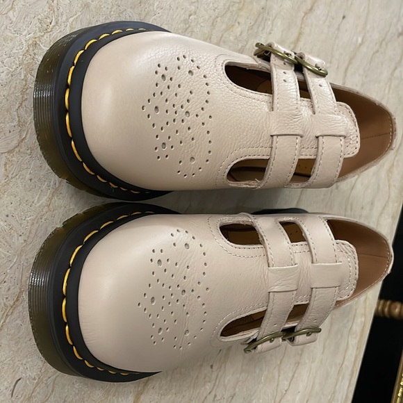 New Dr. Martens 8065 Virginia Leather MARY JANE Shoes. - Picture 16 of 16